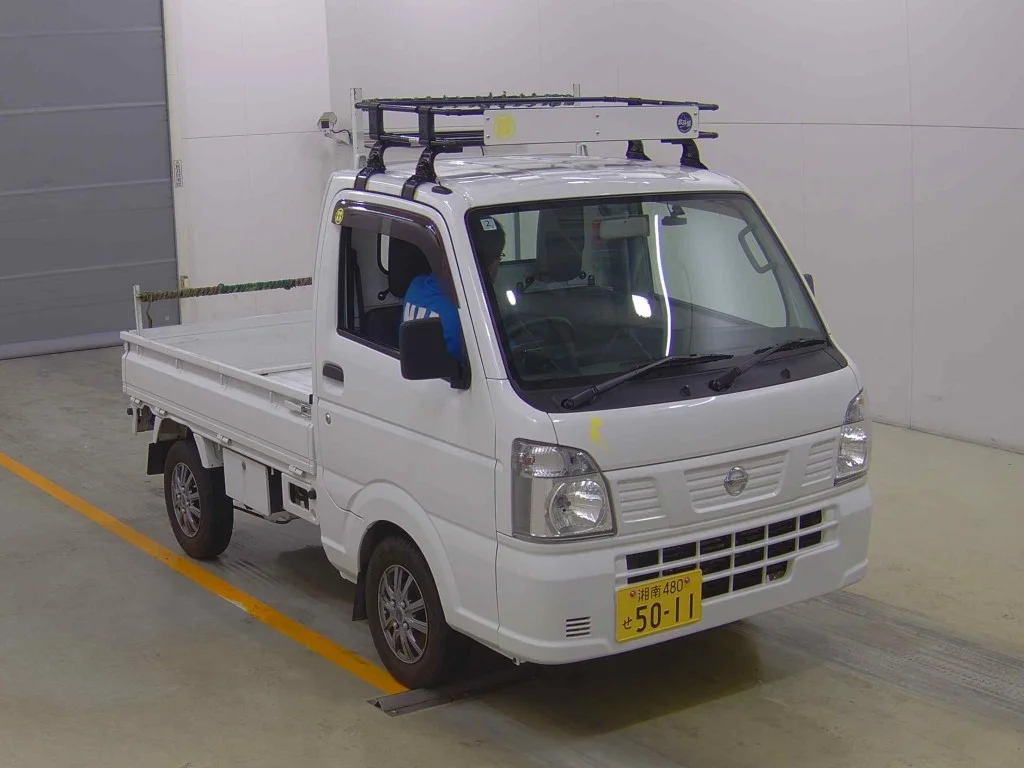 Nissan NT100 Clipper DR16T 2019